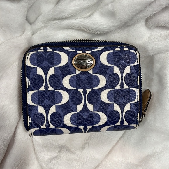 Coach Wallet - Picture 2 of 4